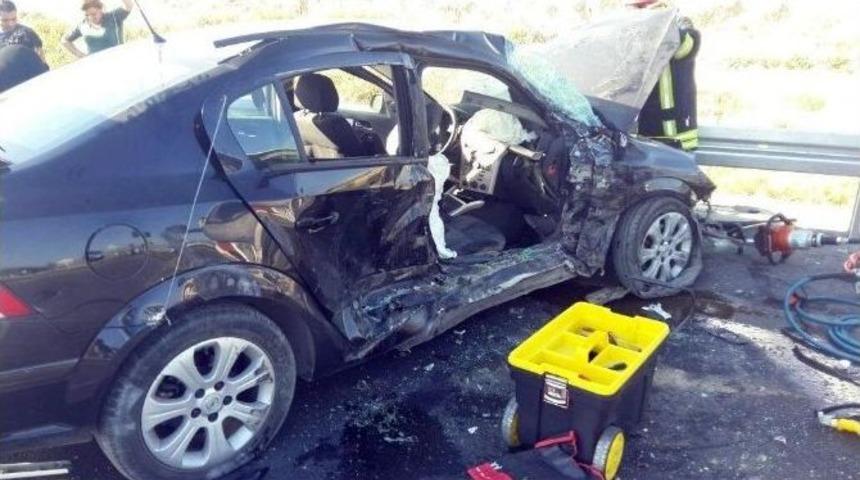 Denizli&rsquo;de Zincirleme Kaza: 1 &Ouml;l&uuml;, 5 Yaralı