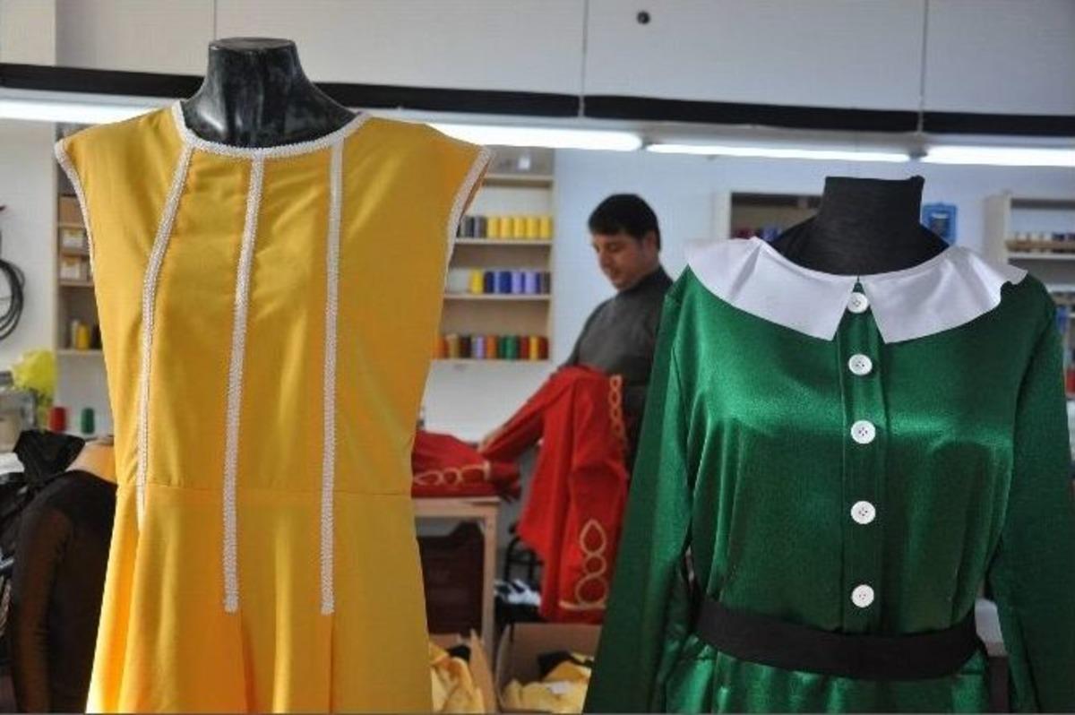 3 Bin Kişi 83 Yıl &Ouml;ncesinin Kıyafetlerini Giyecek