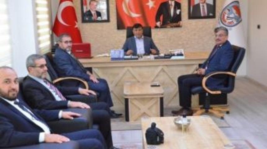 Başkan Mustafa Koca: Dinimize Hizmet Edenlerin Yanındayız