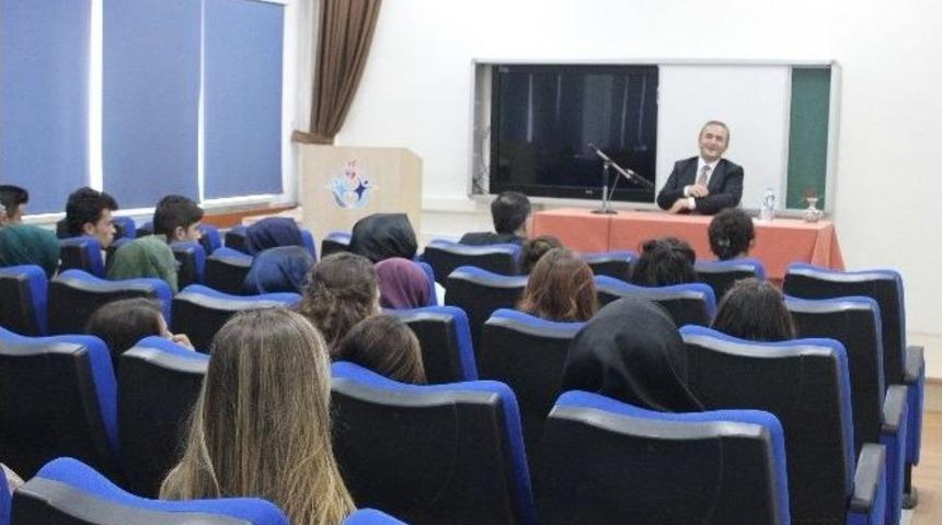 Tavşanlı Kaymakamı Hatipoğlu &Ouml;ğrencilerle Bir Araya Geldi