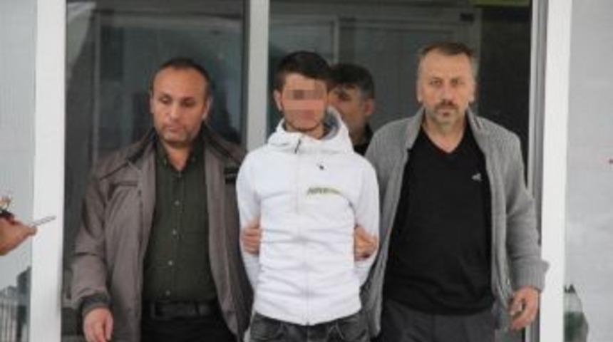 Samsun&rsquo;da Bı&ccedil;aklı Saldırı: 3 Yaralı