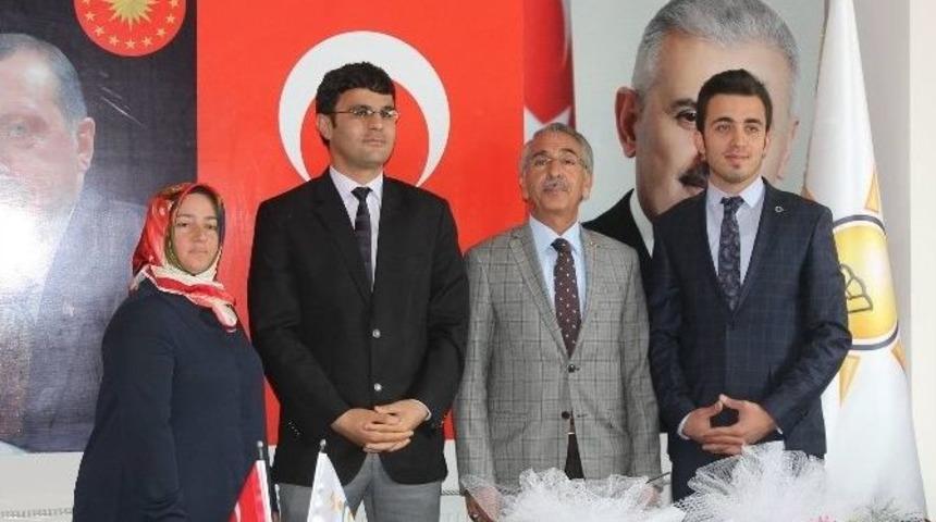 Ak Parti Erzincan Gen&ccedil;lik Kolları Başkanlığında G&ouml;rev Değişimi