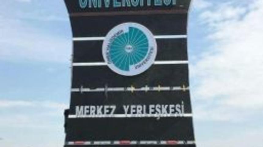 &Ouml;mer Halidemir &Uuml;niversitesinin Giriş Tabelası Dikildi