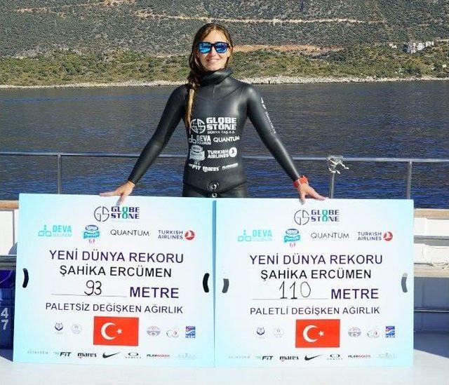 Şahika Ercümen, Cumhuriyet’in 93. Yılı Şerefine 93 Metre Dünya Rekoru Kırdı