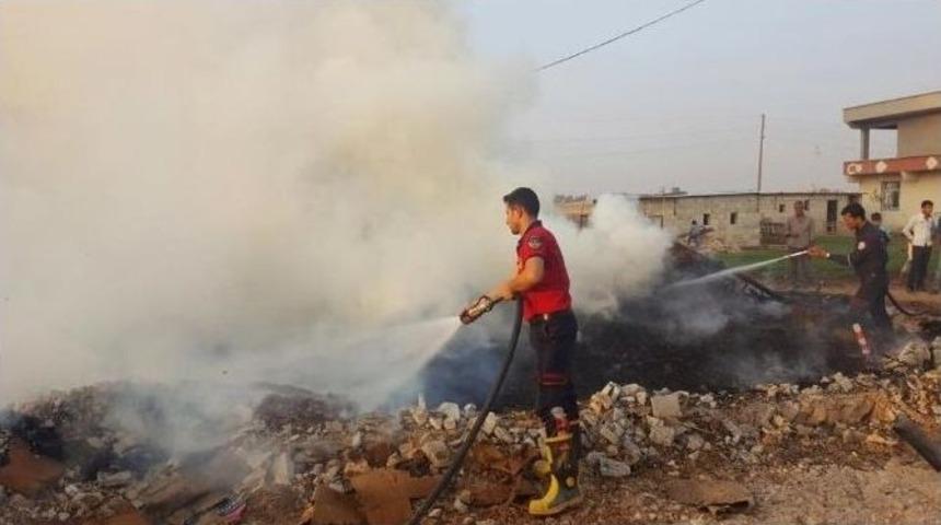 Odunlukta &Ccedil;ıkan Yangın S&ouml;nd&uuml;r&uuml;ld&uuml;