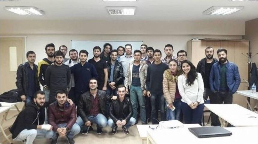Eskişehir&rsquo;deki Azerbaycanlı &Ouml;ğrencilere &rsquo;&rsquo;liderlik Ve &Ouml;zg&uuml;ven&rsquo;&rsquo; Semineri