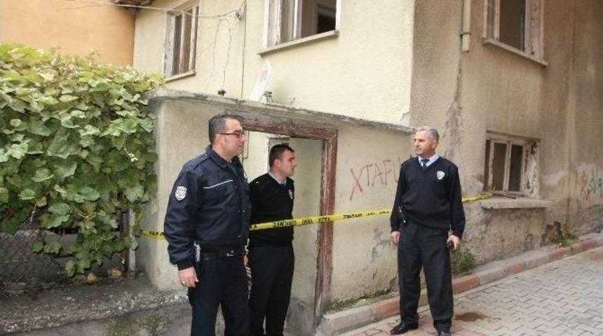 55 Yaşındaki Şahıs Evinde &Ouml;l&uuml; Bulundu