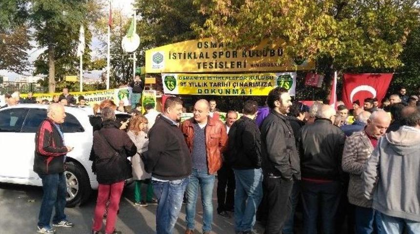 Tarihi Spor Kul&uuml;b&uuml; İ&ccedil;in Alınan Yıkım Kararı Durduruldu