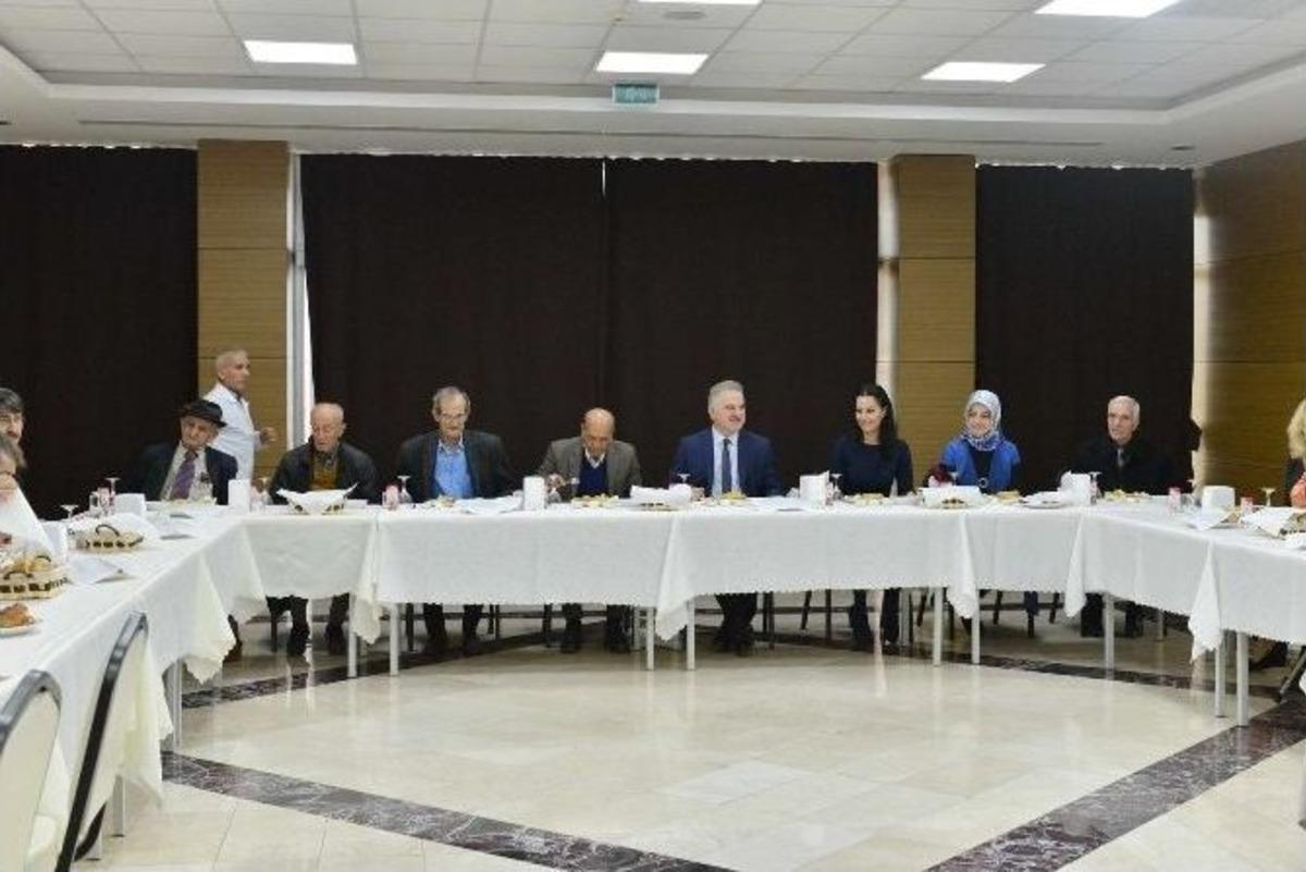 Sa&uuml; Huzurevi Sakinlerini Ağırladı