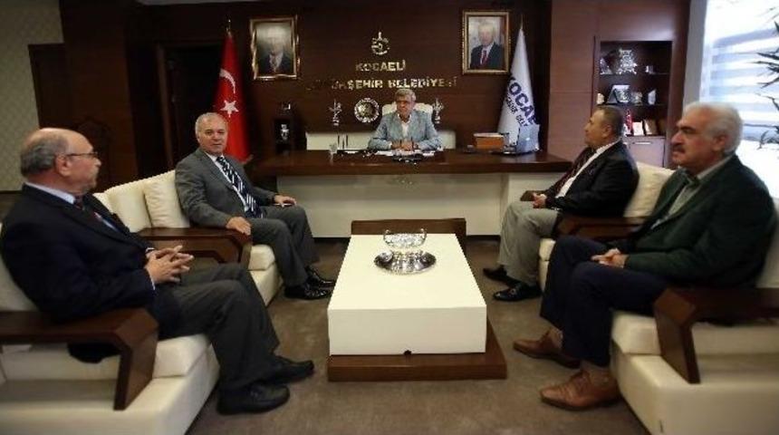 Başkan Karaosmanoğlu, Cem Vakfı&rsquo;nı Konuk Etti