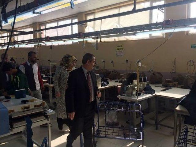 Başkan G&uuml;rsoy&rsquo;dan Tekstil Fabrikasına Ziyaret 1