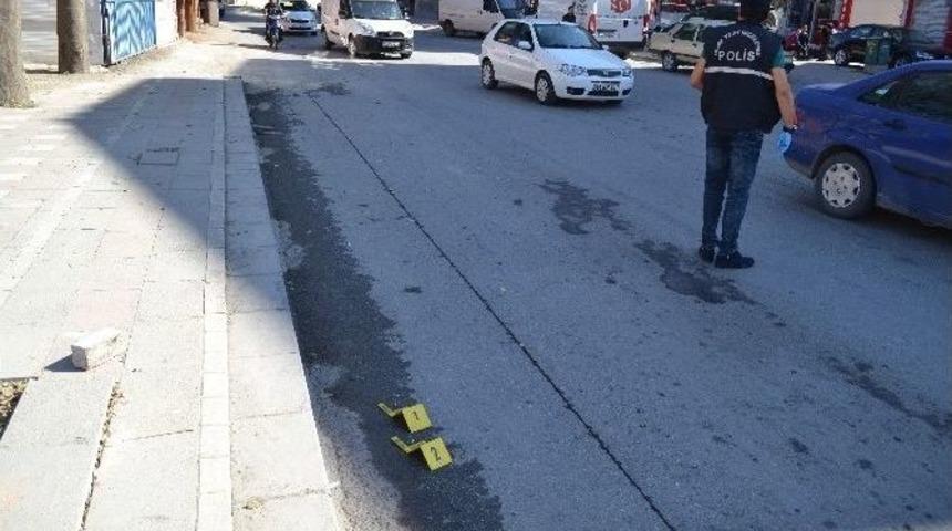 Malatya&rsquo;da Silahlı Kavga: 1 Yaralı