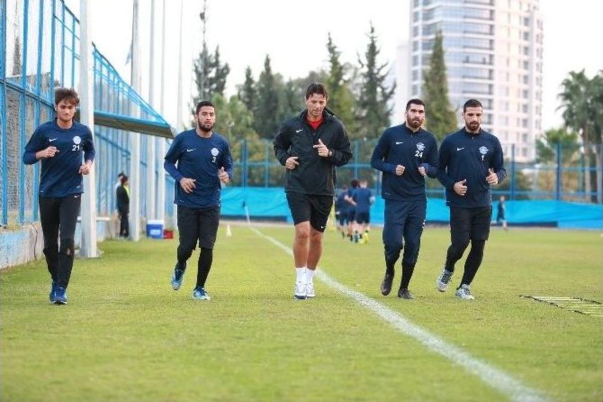 Adana Demirspor&rsquo;da &Uuml;mraniye Mesaisi Başladı