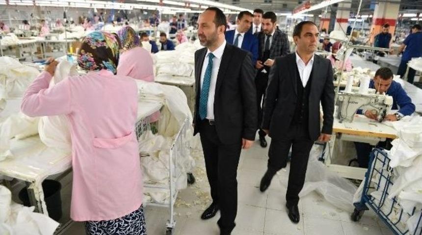 Başkandan Tekstil Firmasına Ziyaret