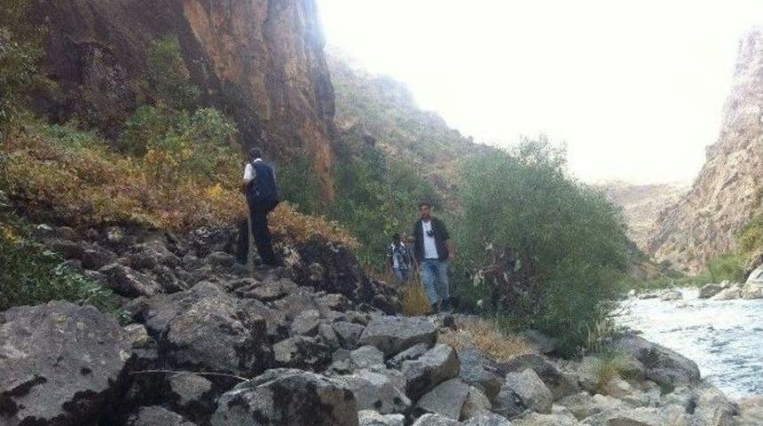 Minik Bahar İ&ccedil;in &Ccedil;alışmalar S&uuml;r&uuml;yor