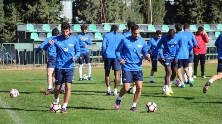 Akhisar Belediyespor&rsquo;da Kupa Hazırlıkları Tamamlandı