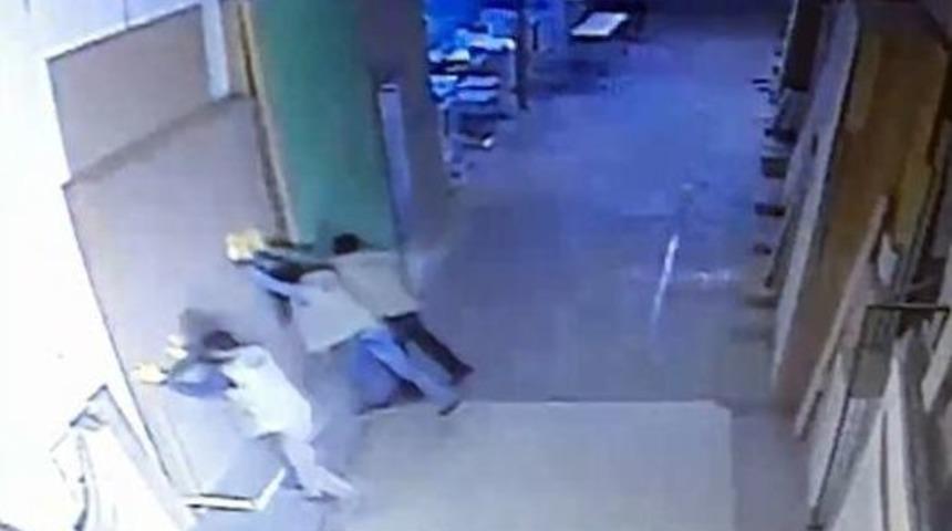 (&ouml;zel Haber) Pakistanlı İş&ccedil;inin &Ouml;l&uuml;m&uuml; G&uuml;venlik Kamerasında