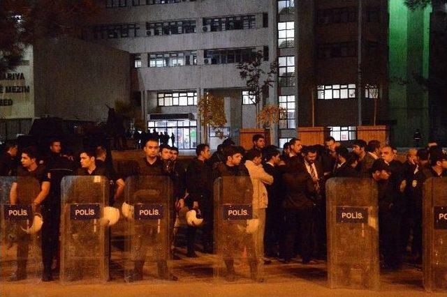 Kışanak Ve Anlı G&ouml;zaltında 1