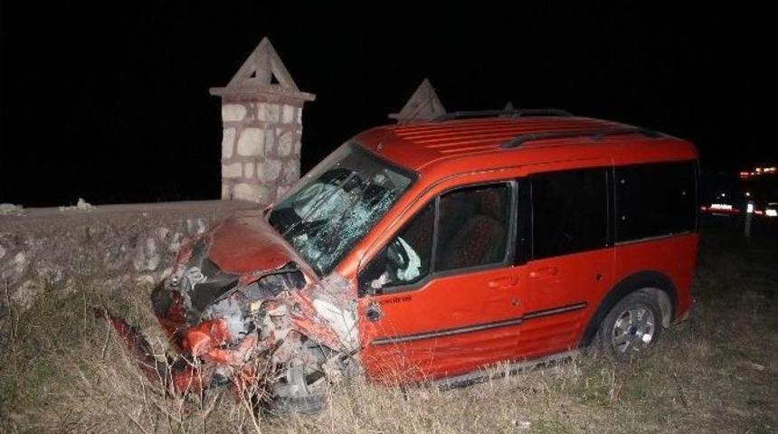 Kırklareli&rsquo;de Trafik Kazası: 1 &Ouml;l&uuml; 2 Yaralı