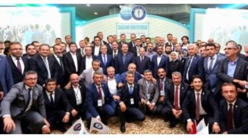 Karaer, &lsquo;sağlıklı Toplum, Sağlıklı Gelecek&rsquo; Sempozyumunu Değerlendirdi