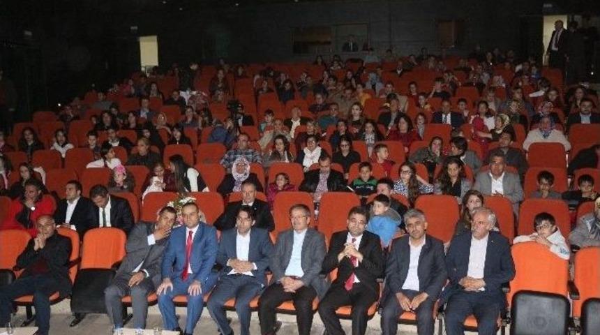 Niğde Bilsem &Ouml;ğrencileri 15 Temmuz Şehitleri Anma Programı D&uuml;zenledi