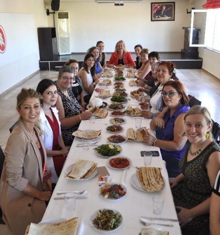 Afs Gönüllüsü Belçikalı Anneler Adana’da