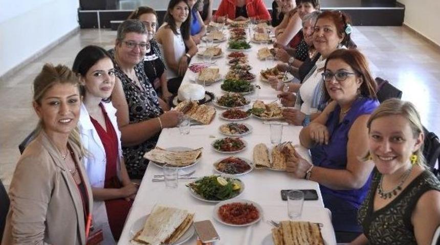 Afs G&ouml;n&uuml;ll&uuml;s&uuml; Bel&ccedil;ikalı Anneler Adana&rsquo;da
