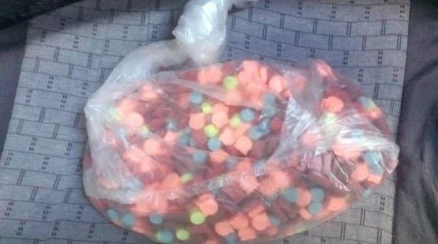 Tekirdağ&rsquo;da Bir Otomobilde Uyuşturucu Hap Ele Ge&ccedil;irildi