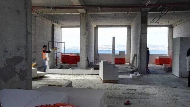 Lapseki Devlet Hastanesi İnşaatına İnceleme 1