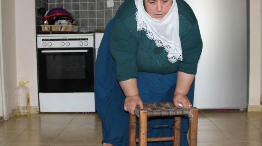 &lsquo;fil&rsquo; Hastası Anne Eve Hapsoldu