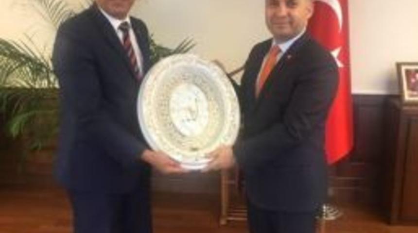 Başkan Yaman, M&uuml;steşar Şahin&rsquo;i Ziyaret Etti