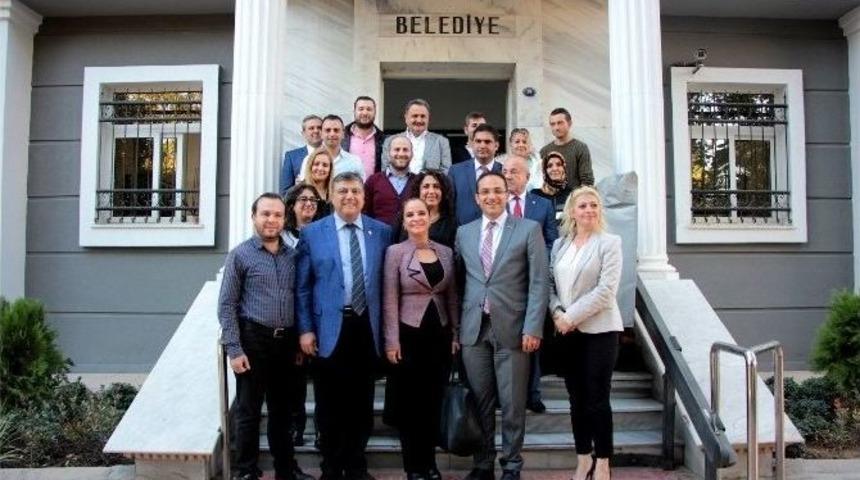 Chp Genel Başkan Yardımcısından Bornova Turu