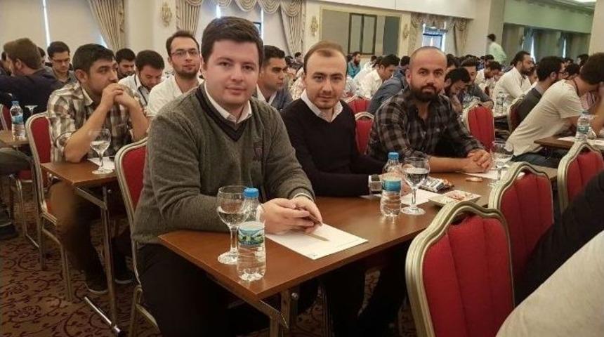 Ak Gen&ccedil;lik Eğitim Kampında