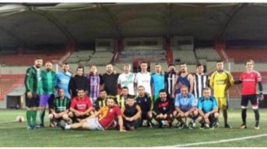 Vatandaşlar, Cephanelik Spor Kompleksi&rsquo;ne Akın Ediyor