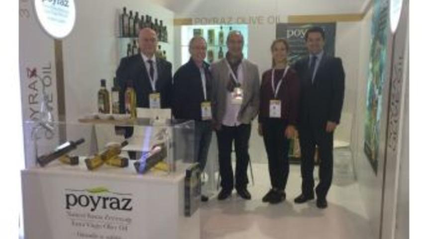 Poyraz, Paris&rsquo;ten D&uuml;nyaya A&ccedil;ıldı