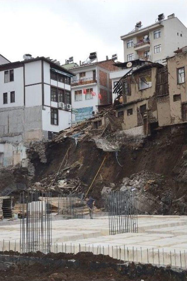 Otopark İnşaatı Alanında &Ccedil;&ouml;kme 1