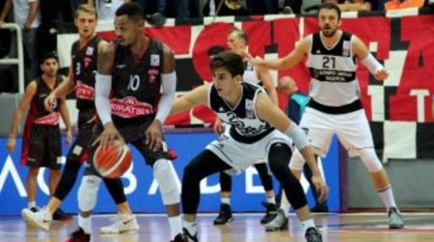 Beşiktaş&rsquo;ta Kenan Sipahi Şoku