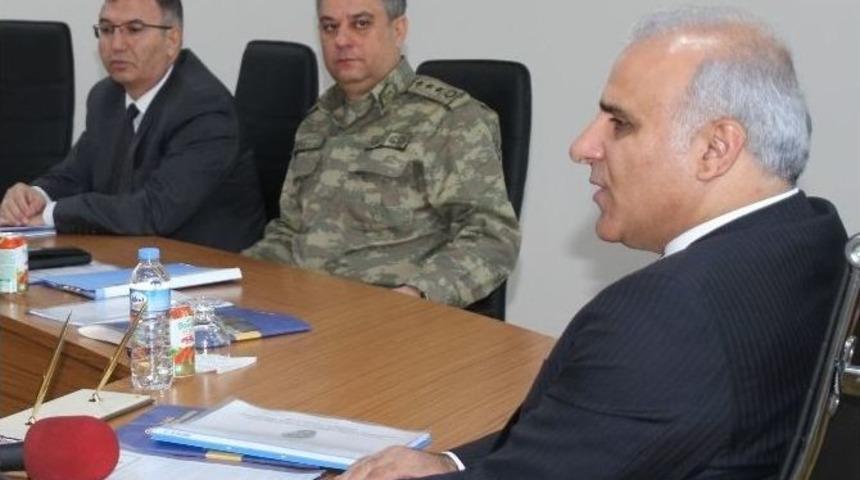 Elazığspor-malatyaspor Ma&ccedil;ı Her İki Takım Taraftarına A&ccedil;ıldı