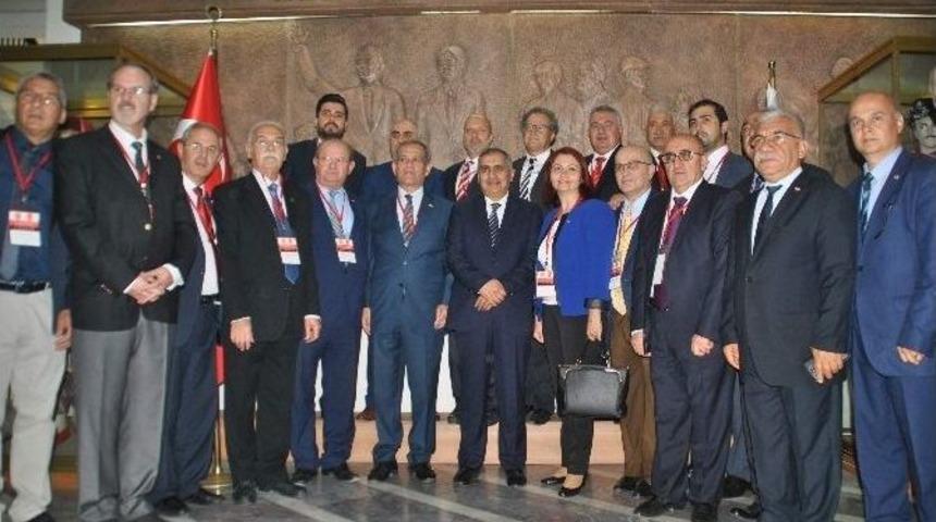 T&uuml;rkiye Gazeteciler Federasyonu Heyeti Vali Ko&ccedil;ak&rsquo;ı Ziyaret Etti