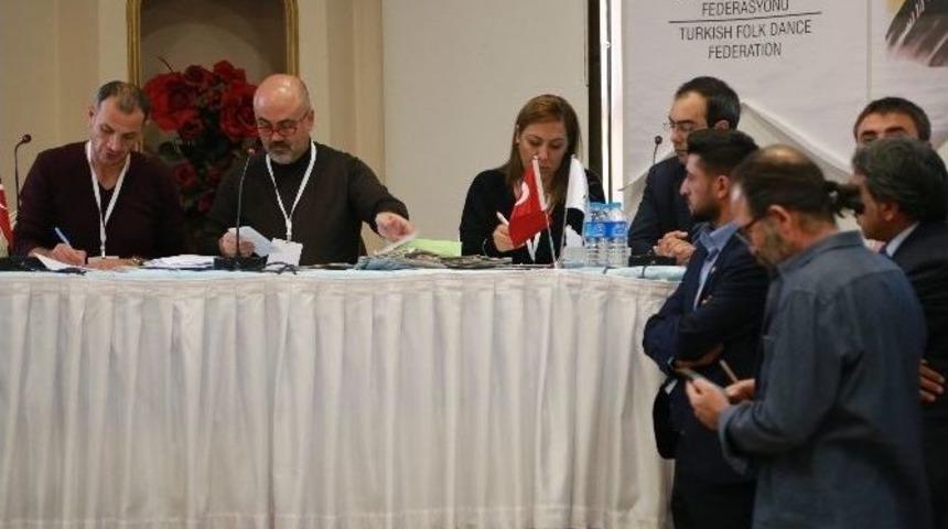 T&uuml;rkiye Halk Oyunları Federasyonu&rsquo;nda Hayri G&uuml;rhan Ozanoğlu Yine Başkan