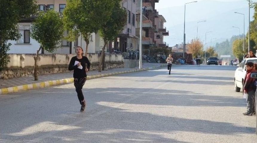 Kargı Panayır Etkinliklerinde Atletizm Yarışları Yapıldı