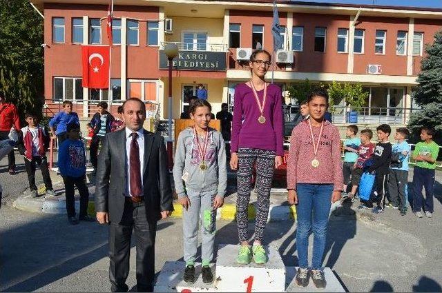 Kargı Panayır Etkinliklerinde Atletizm Yarışları Yapıldı 1