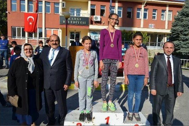 Kargı Panayır Etkinliklerinde Atletizm Yarışları Yapıldı 2