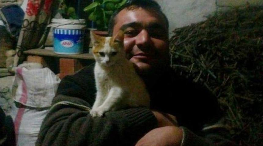 “yalnız Doğduk, Yalnız Öleceğiz” Notunu Paylaştı, İntihar Etti