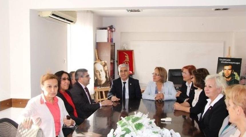 Chp Kadın Kolları Heyeti, Başkan Kayalı Ve Chp İle &Ouml;rg&uuml;t&uuml;n&uuml; Ziyaret Etti