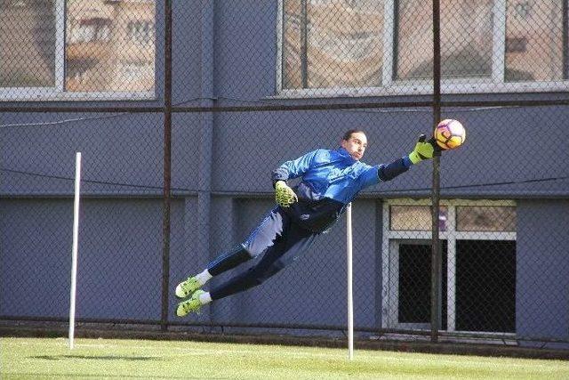 Kardemir Karabükspor, Fenerbahçe İle 17. Randevuya Çıkacak