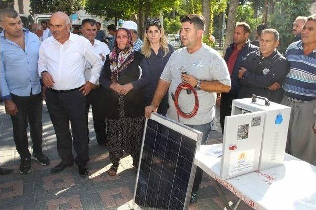 Karaisalı’da Güneş Paneli Dağıtıldı