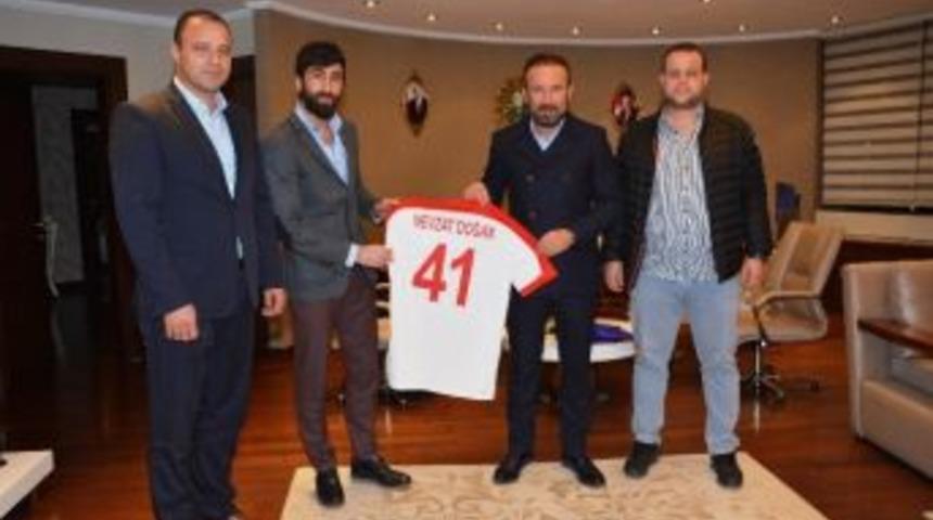 Doğan, &ldquo;hayalim, İki Takımımızı Da S&uuml;per Lig&rsquo;de G&ouml;rmek&rdquo;