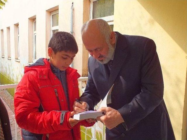 M&uuml;ft&uuml; Arvas&rsquo;tan Okul Ziyareti 1