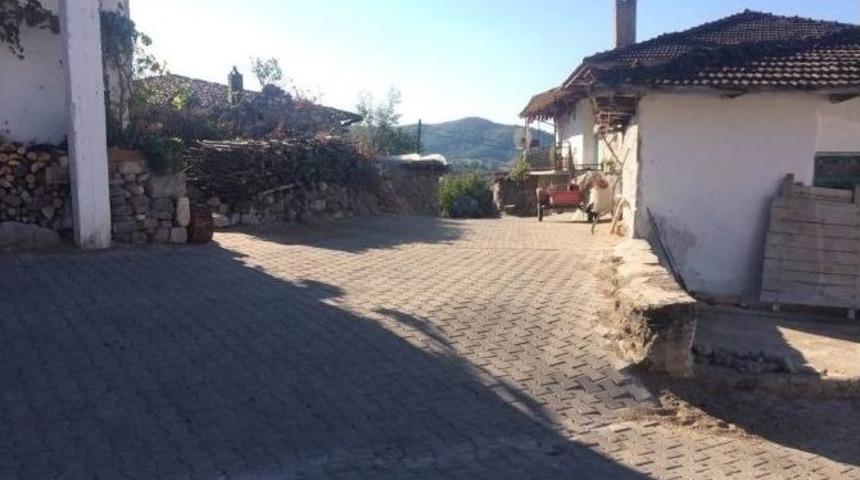 Selendi Kilit Parke Taşıyla Kaplandı